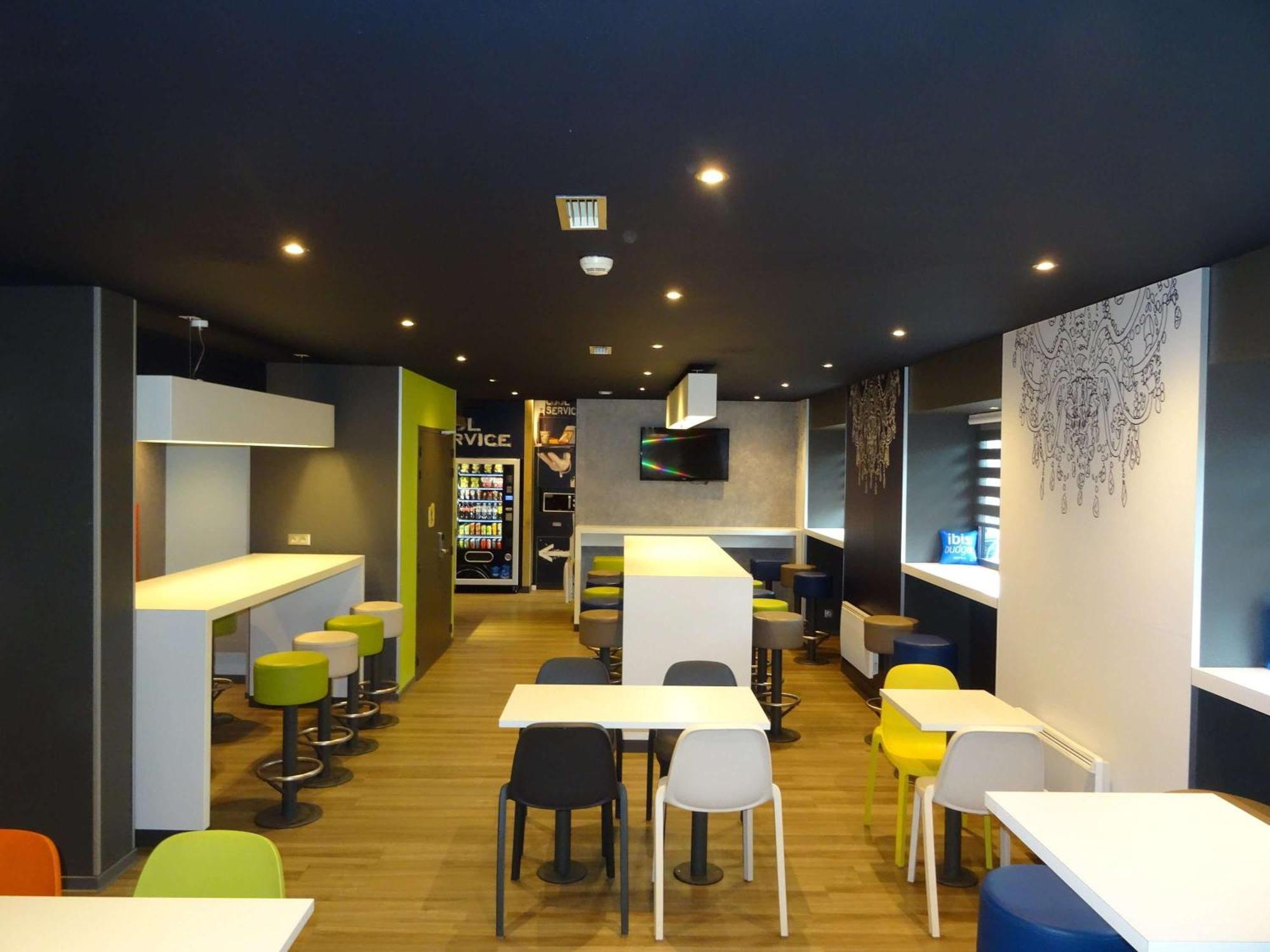 Ibis Budget Caen Centre Gare Exterior photo